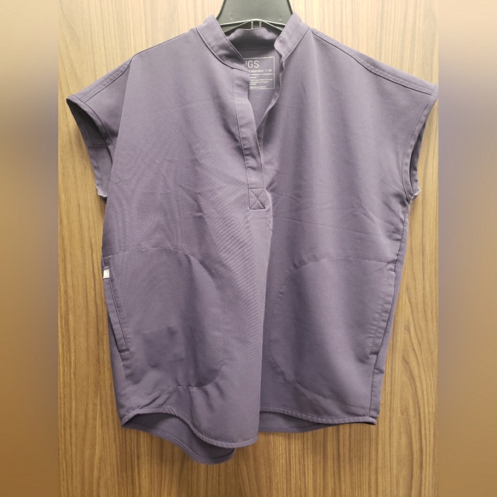 FIGS TOP  XS